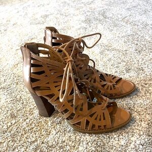 Women’s brown heels